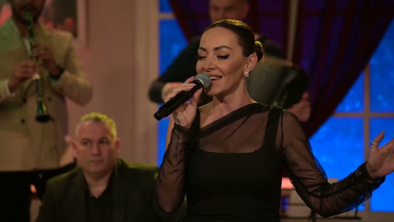 Klasiko Bend i Adrijana Acevska - Majka na Marika - Na zdravje LIVE TV Show