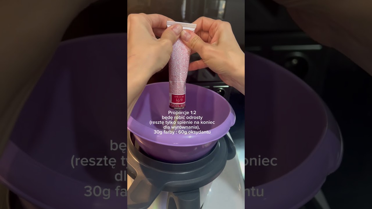 Toner, kt&oacute;ry kryje siwe włosy! Wella color touch 6/71