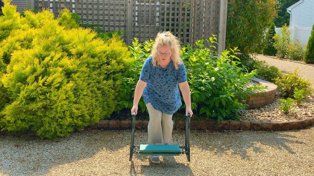 The Best Garden Kneeler Bench (and Why!)