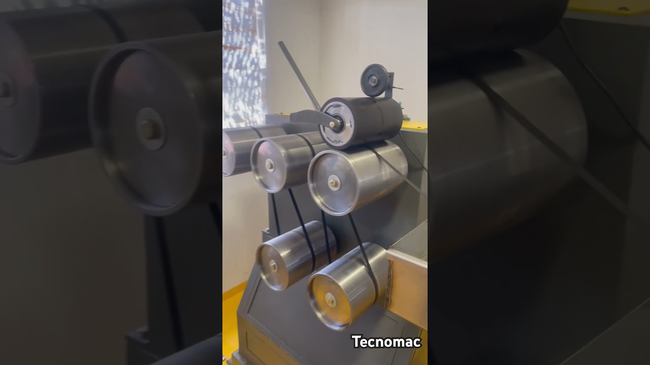 L&iacute;nea de extrusion de flejes #extrusora #tecnomac#fleje #polietileno
