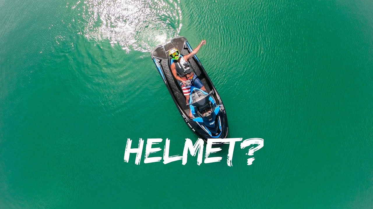 Seadoo RXT 260 - Helmet?