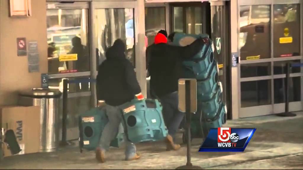 Patients evacuated after pipe bursts at hospital