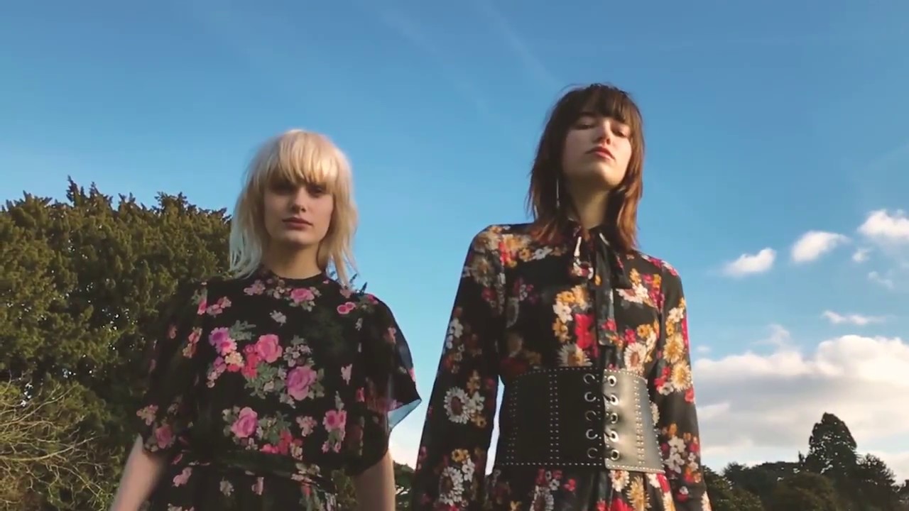 ZARA woman's fashion Collection SS17 NEW ROAMNTIC (Spring Summer 2017) Video full HD models