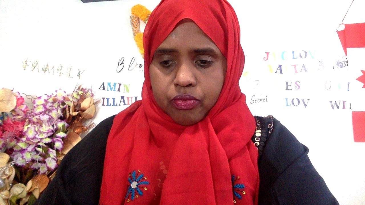 MAMA SOOMAALI   IYO GABADHEEDA WAYN  NOLOSHOODA IDINLA WADAGAYA