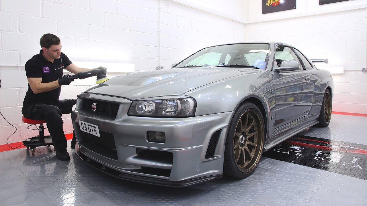 NISSAN SKYLINE R34 GTR DETAILING