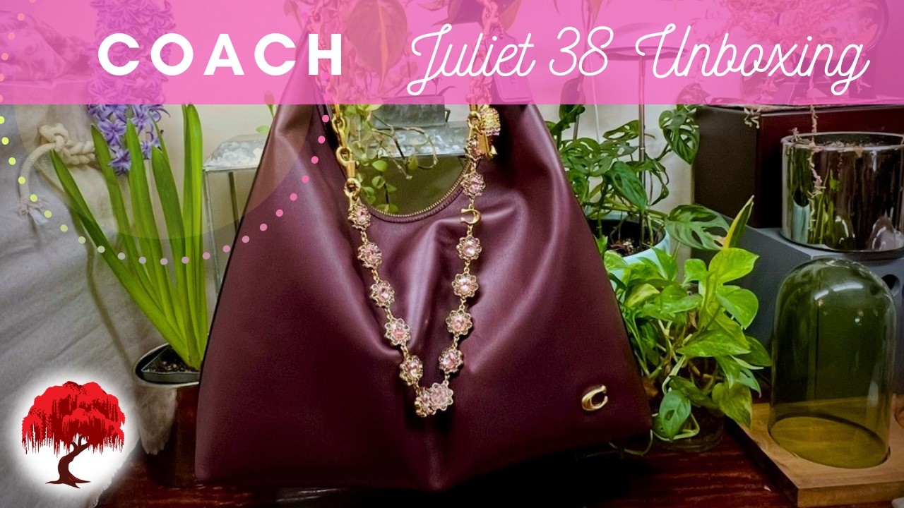 Coach Juliet 38 unboxing and what fits in my bag