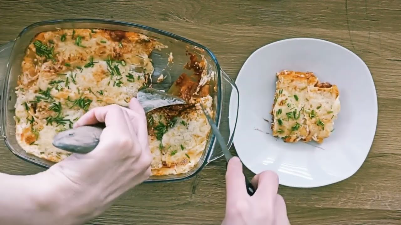Очень вкусная лазанья, готовится легко и быстро, по бабушкиному рецепту. #сыр #фарш