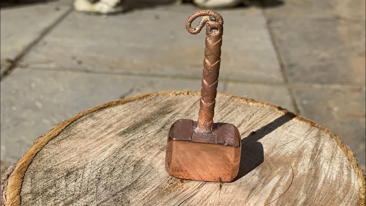 Casting Thor’s hammer melting copper at home