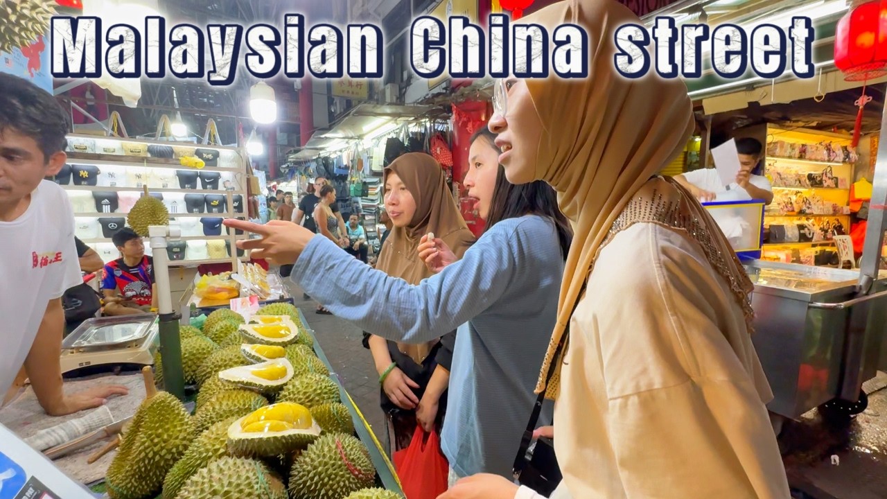 Chinese muslim went to China town in Malaysia