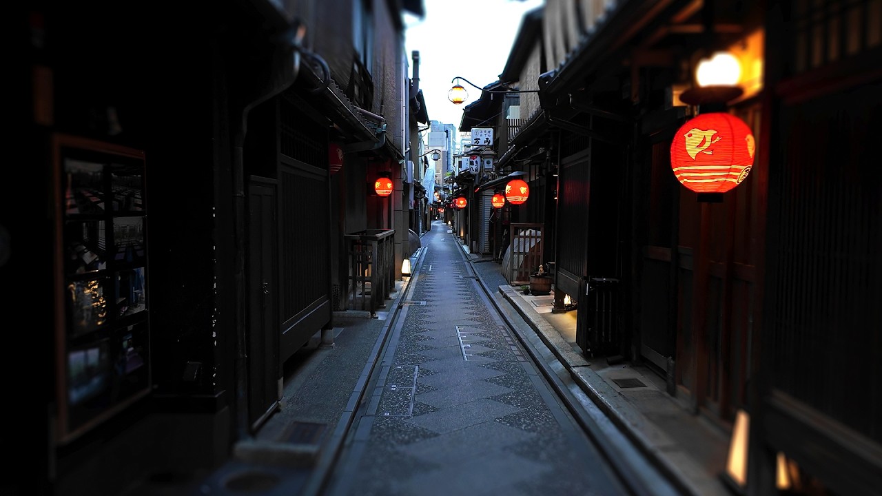 Walking in Silence | Kyoto, Japan