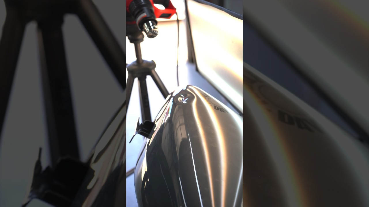 Вмятина на баке | Бак мотоцикла отремонтирован с помощью PDR #шорты #pdr