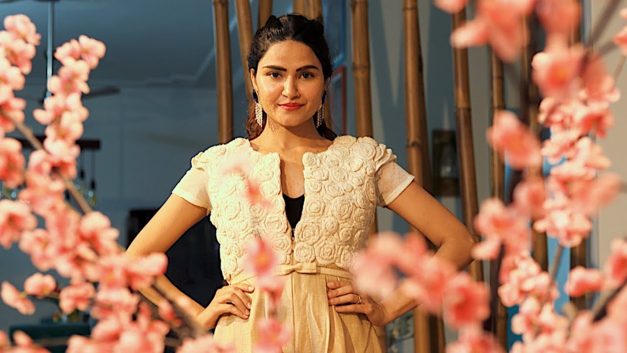 The New 'Alia Bhatt' of India | Flying Beast