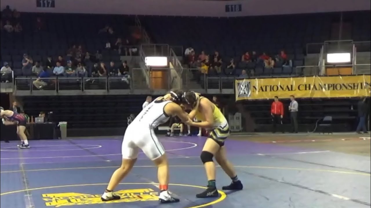 NWCA 2017: E. Ayers (SWOCC) vs A. Tahir (Ottawa)