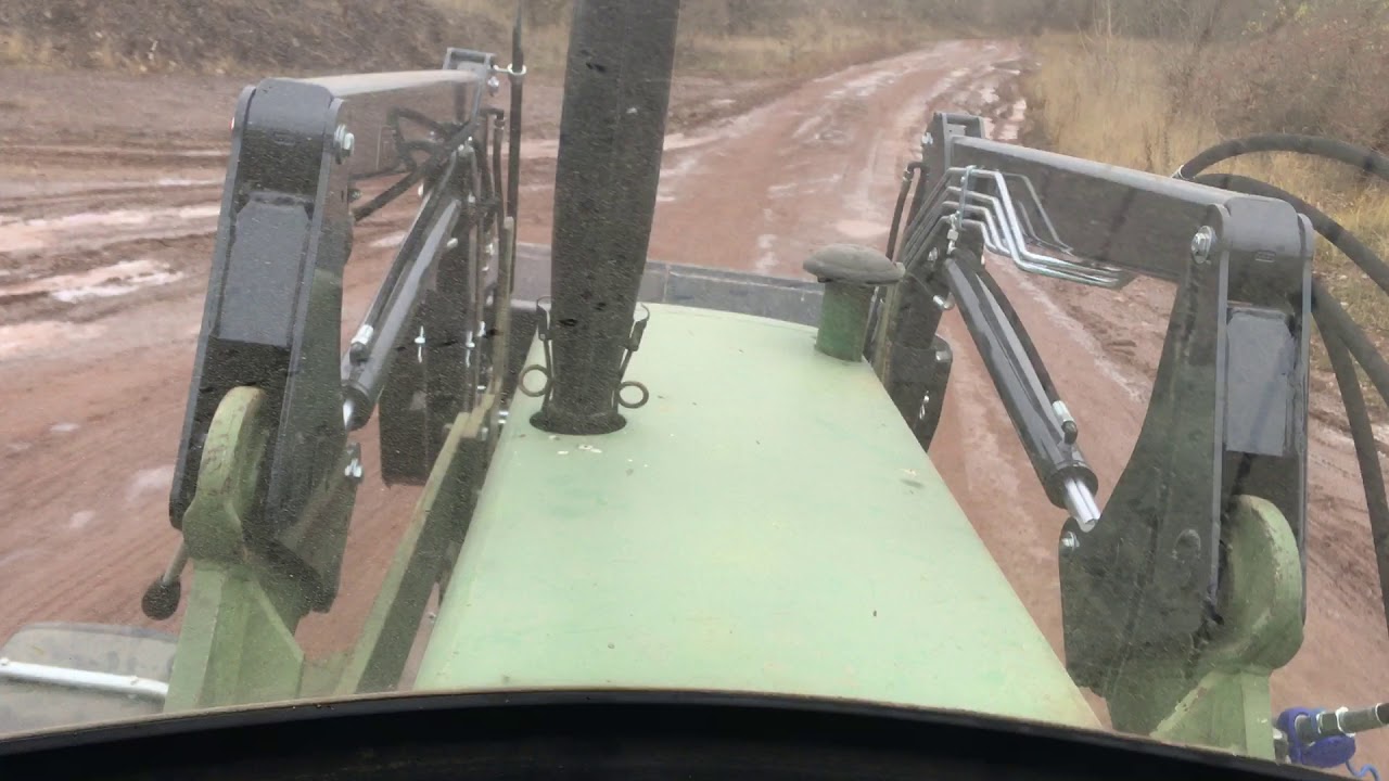 Fendt Farmer 105 SA mit Stoll Solid 35-18