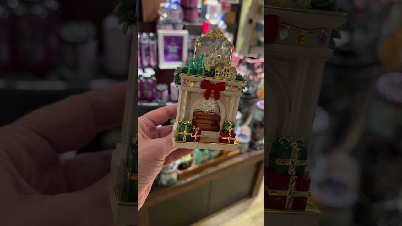 Bath & Body Works Christmas Fireplace Wallflowers Plug! #bathandbodyworks #christmas #wallflowers