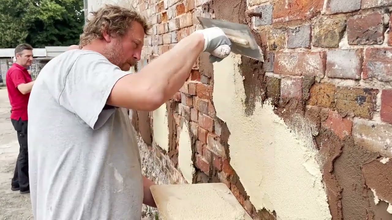 Lime Rendering Workshop – from Masonry Repair and Consolidation to Rendered Finish
