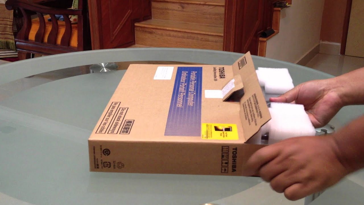 Unboxing Toshiba Portege Z830