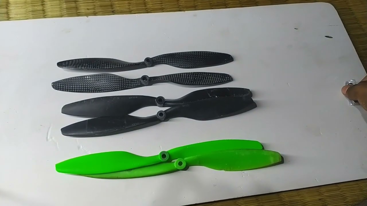 Different of drone propeller 1045 #drone carbon fiber vs normal propeller