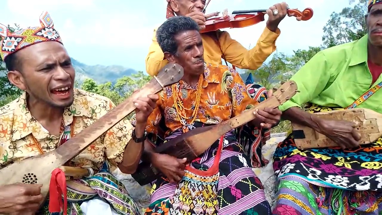 Juk timor (leuk Meto) 2