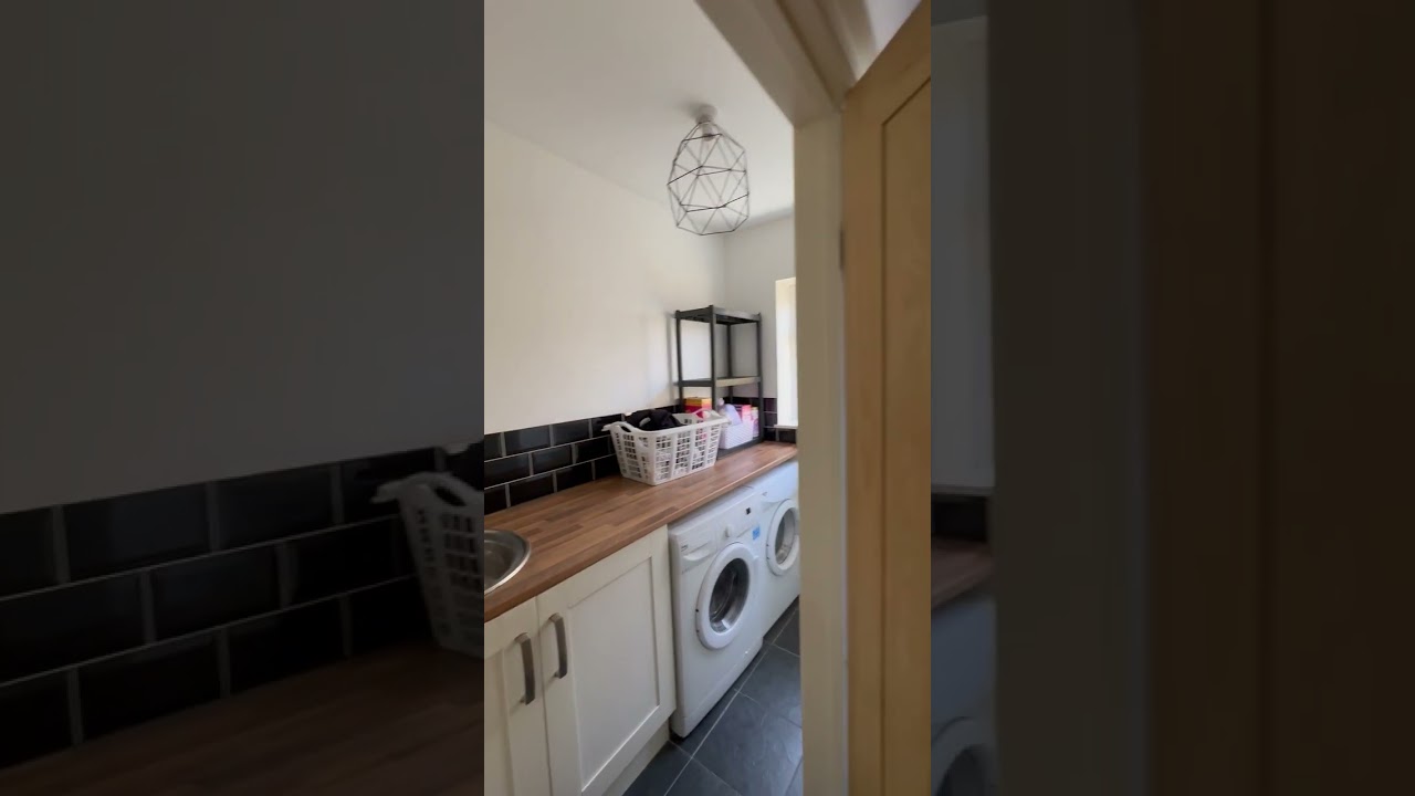 Salem Terrace, Tonypandy, Rhondda Cynon Taff. CF40 2JL