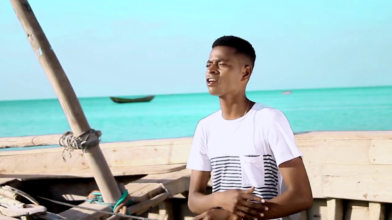 Bico Fino Ft Mamy Da Mariza Epahary Officiel Video 4K