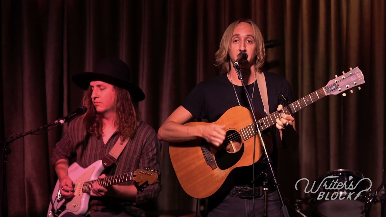 Will Buck - Wolves in the Back House [Live Acoustic from Hotel Cafe]