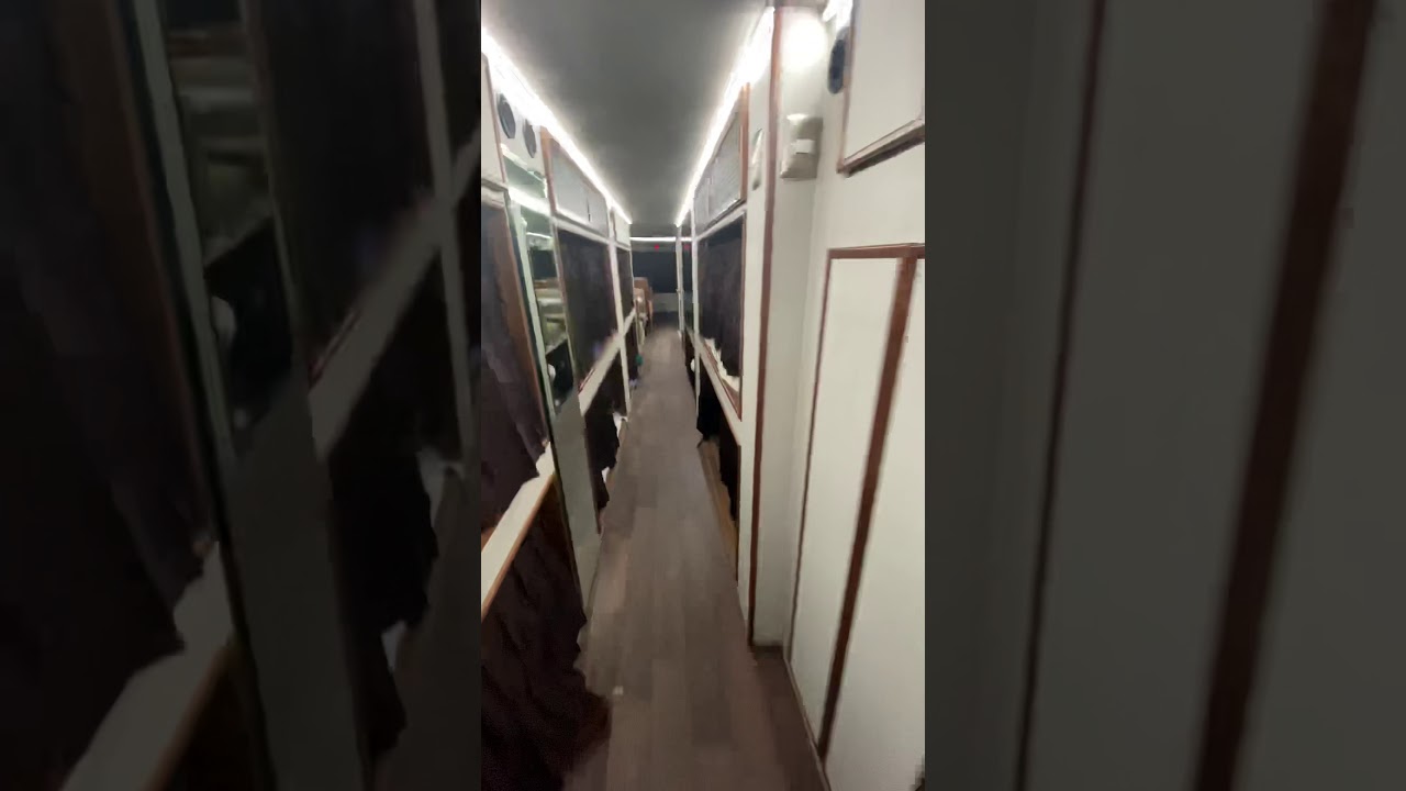 Caminando x el bus de Laberinto y con un cafecito