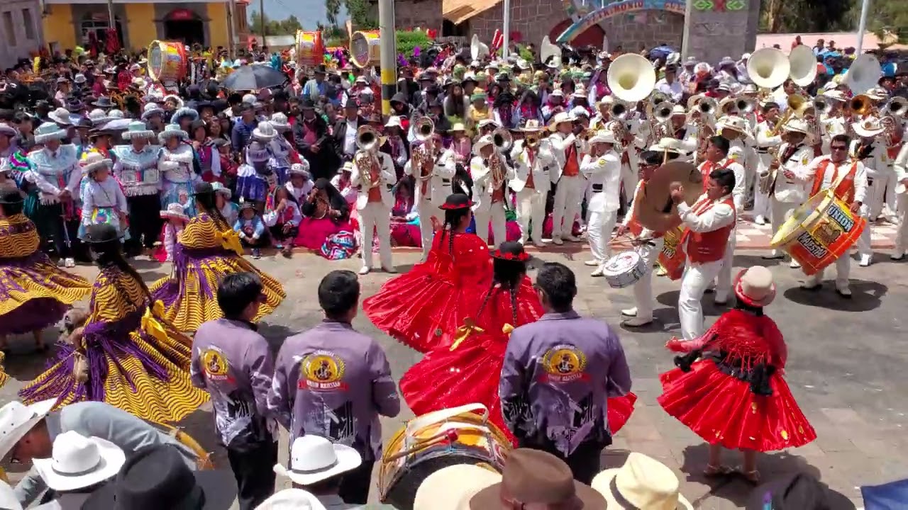 CANDELARIA 2024 AMANTANI  banda unión majestad  morenada C. C. Lampayuni