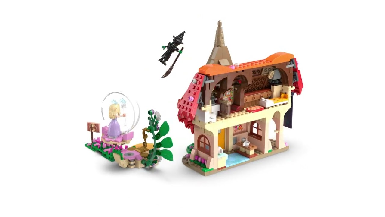 LEGO Wicked 75690 Glinda & Elphaba Visit Munchkinland