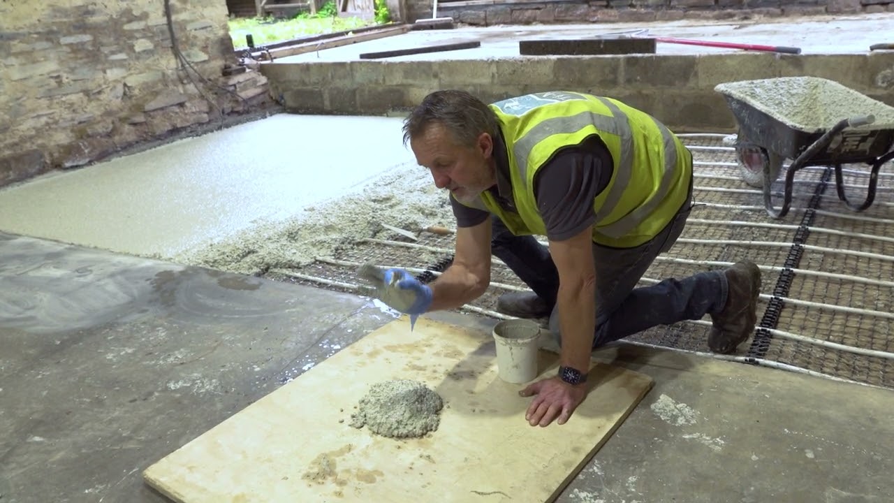 Chapter 16   Laying the Limecrete  using a laser level