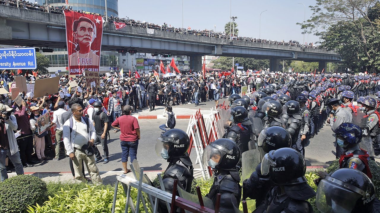 Myanmar: Protesters defy ban on gatherings to continue demonstrations