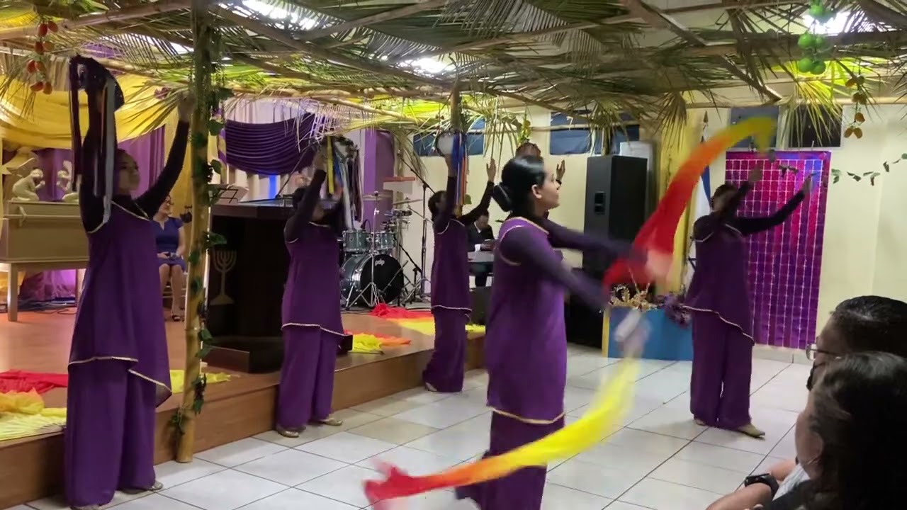 Danza “Dias de Elias-Paul Wilbur”