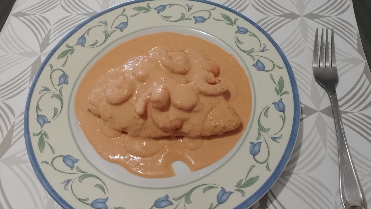 PESCADO CON CAMARONES EN CREMA DE CHIPOTLE 