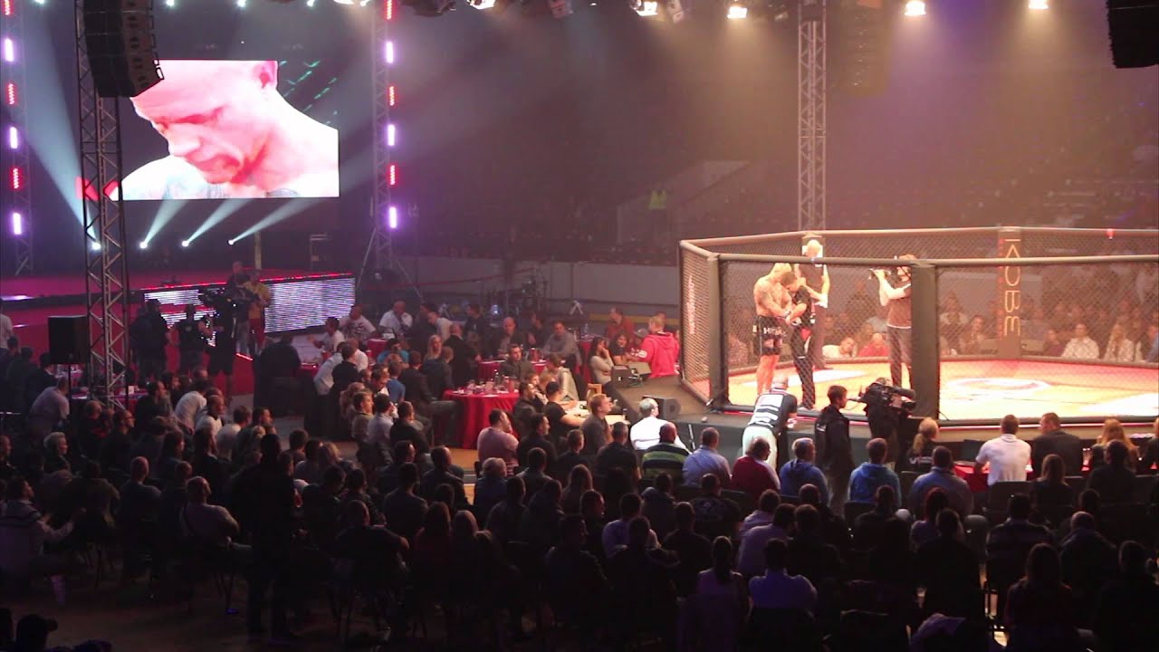 Hendrik 'The German Hitman' Oschmann vs.  Lubo&scaron; Vrňata Prag 2012