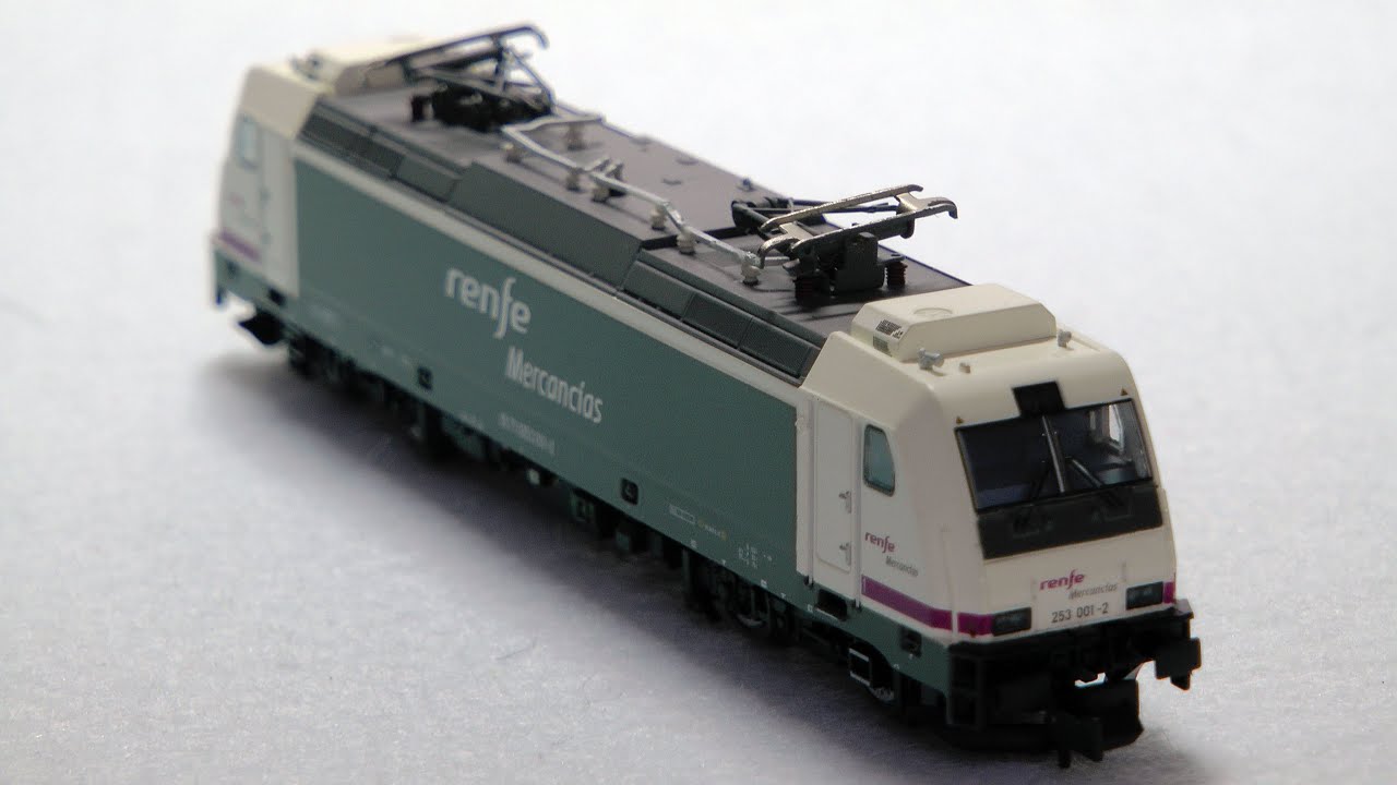253 RENFE Operadora (Arnold)