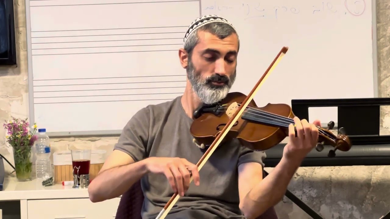בבית הספר אלשיך עם הנסיך זיו יחזקאל ziv yehezkel زيڤ يحزقيل