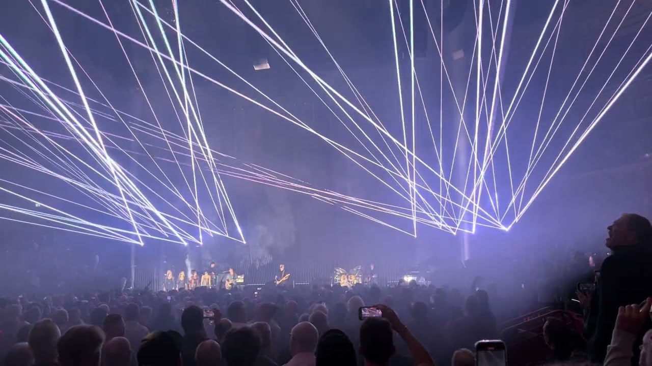 David Gilmour - Comfortably Numb (Pink Floyd) - Live from Royal Albert Hall - 14th of October 2024