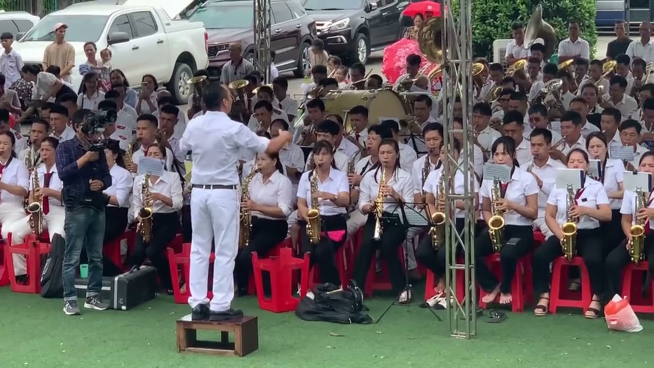 Cảm mến ân tình-Ngày chầu giáo xứ Phú Ốc