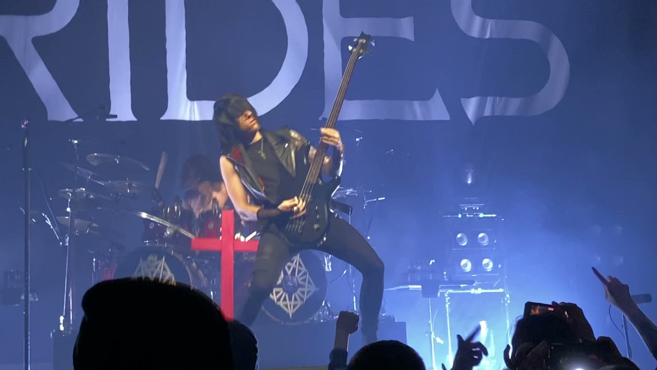 Black Veil Brides- Christian Coma ( C.C ) drum solo/ The legacy