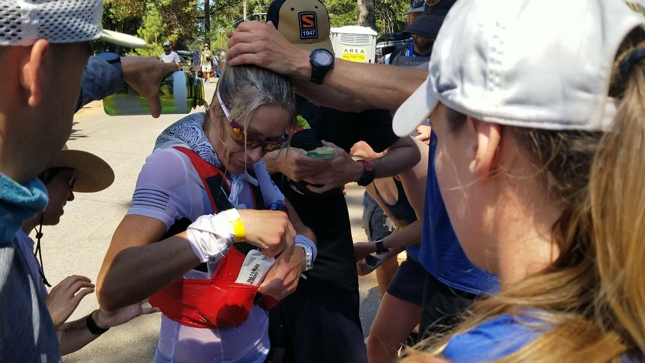 2021 Western States 100 Beth Pascall Foresthill Aid Station, Mile 62