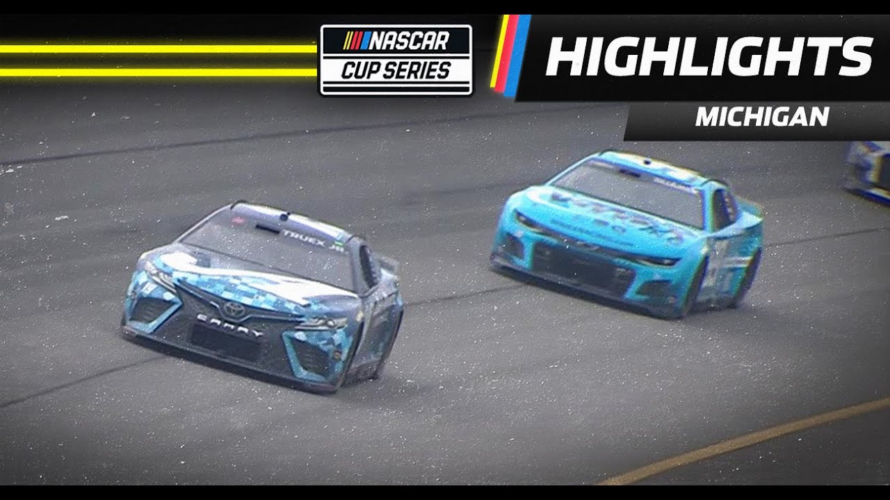 Martin Truex Jr. closely nabs the Stage 2 win from Daniel Suárez | NASCAR
