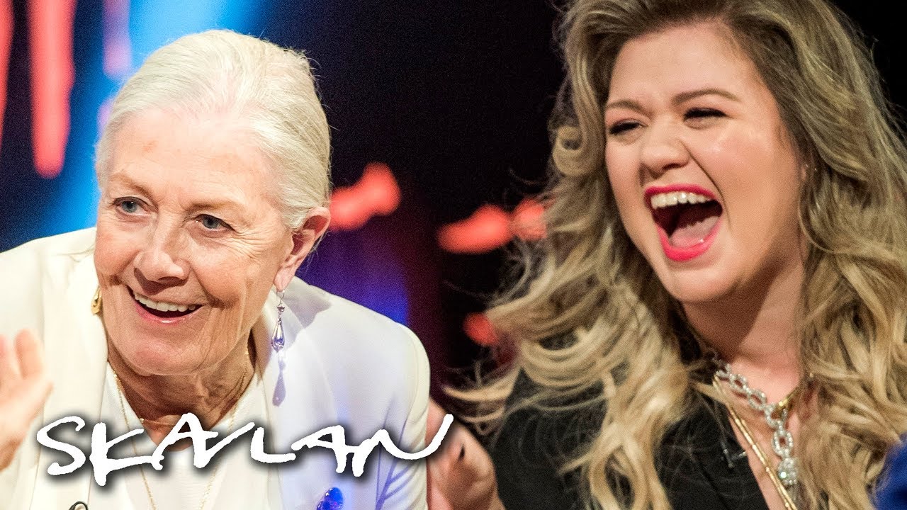 Kelly Clarkson completely starstruck by Vanessa Redgrave in talk show interview | SVT/NRK/Skavlan