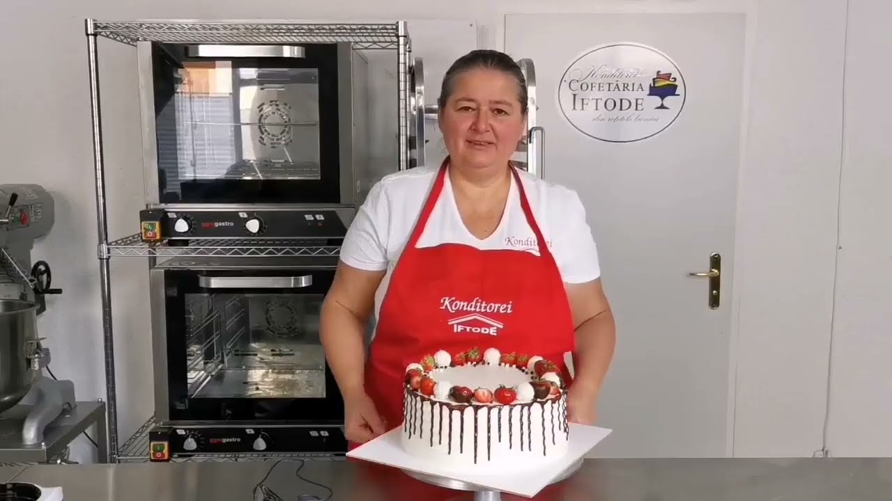 Mini Curs Cofetărie 3/3 Cum decorăm tortul cu cremă de mascarpone