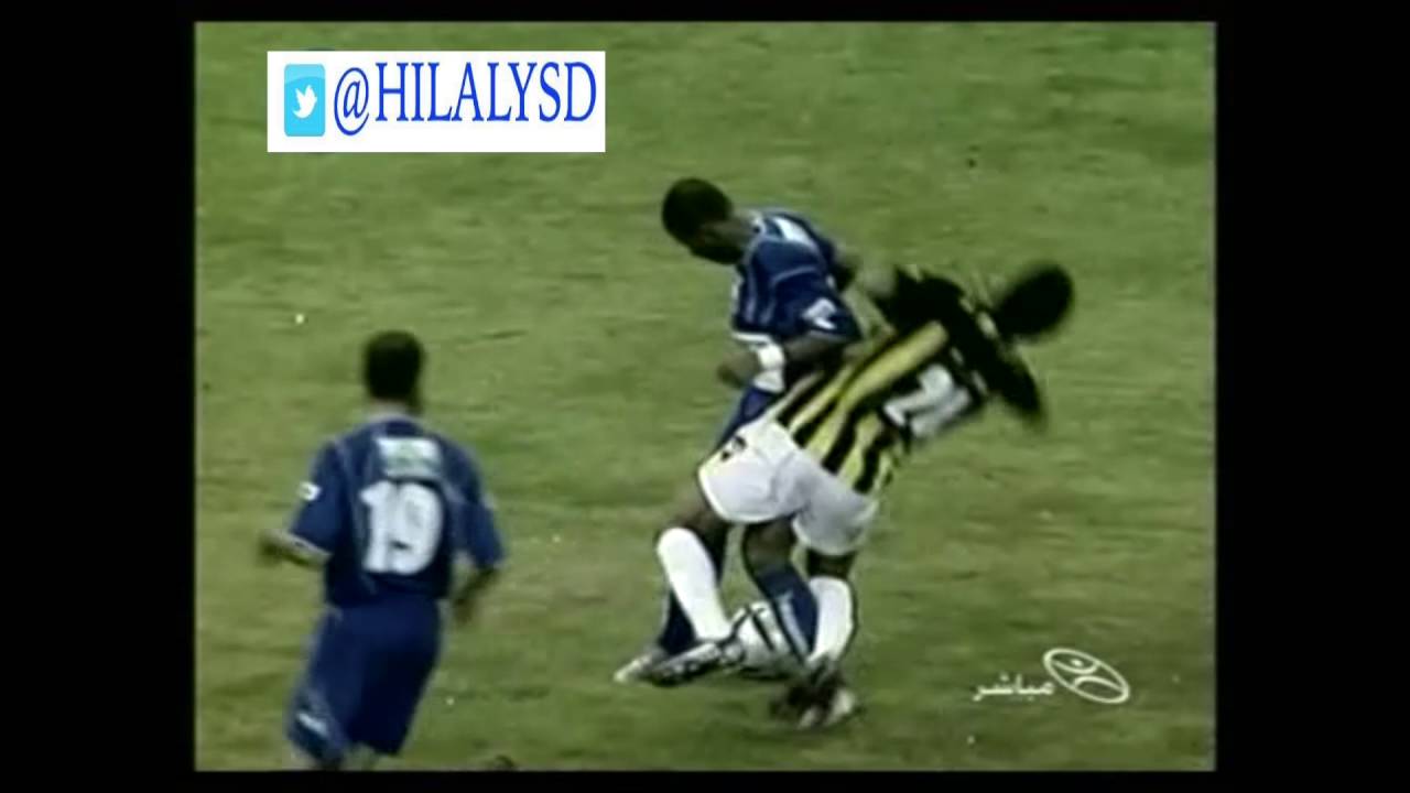 لمسات و افتكاكات خالد عزيز ضد الاتحاد
