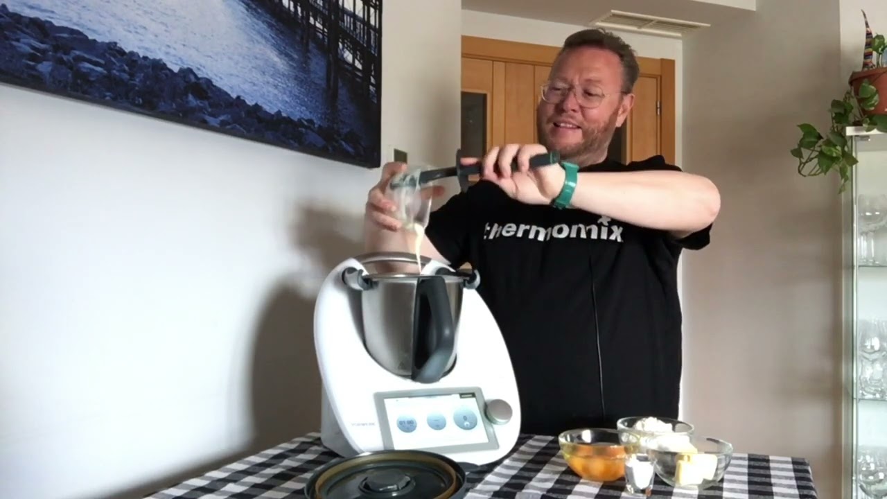 Bizcocho de Leche Condensada con Thermomix y José Ángel