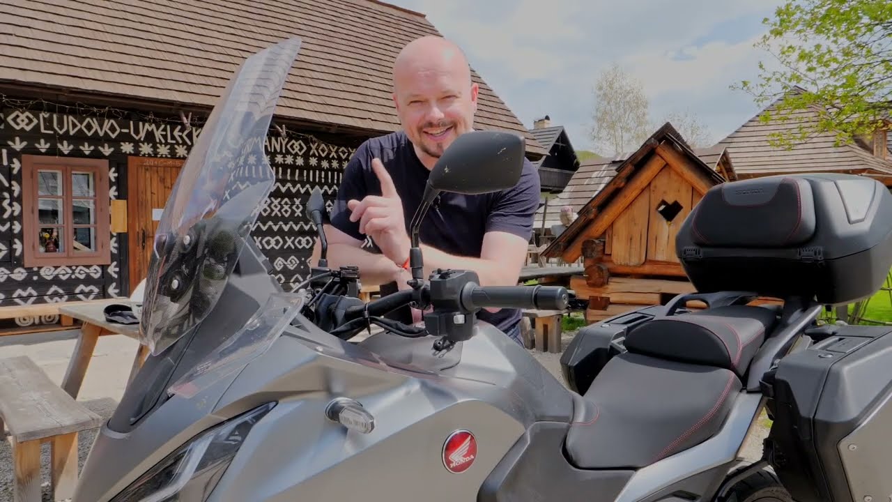 📻 Pozor, zákruta! 🏍 MOTOSALÓN ZÁKRUTY 👉 HONDA NT 1100 👈