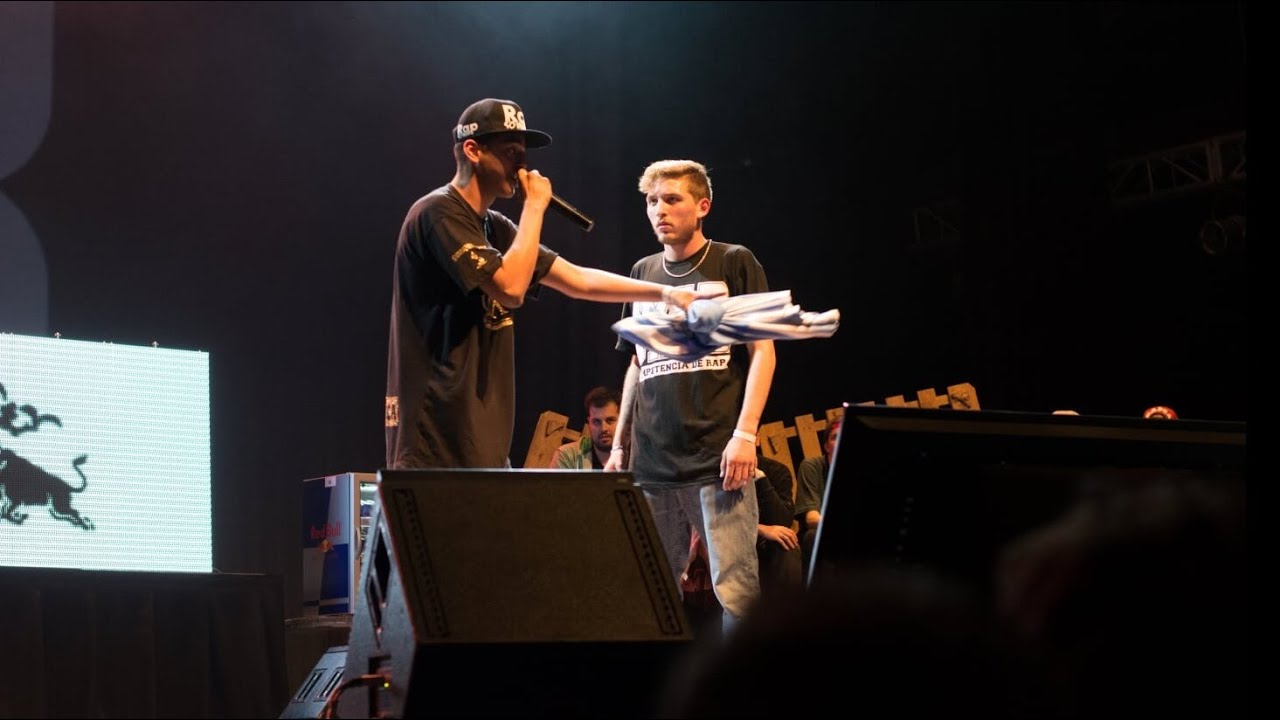 KODIGO VS COMPAS - OCTAVOS DE FINAL - RED BULL BATALLAS DE LOS GALLOS 2015