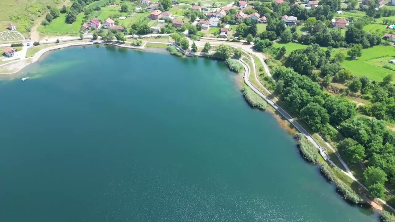 Raj na zemlji: Bašigovačko jezero impresionira svojom ljepotom