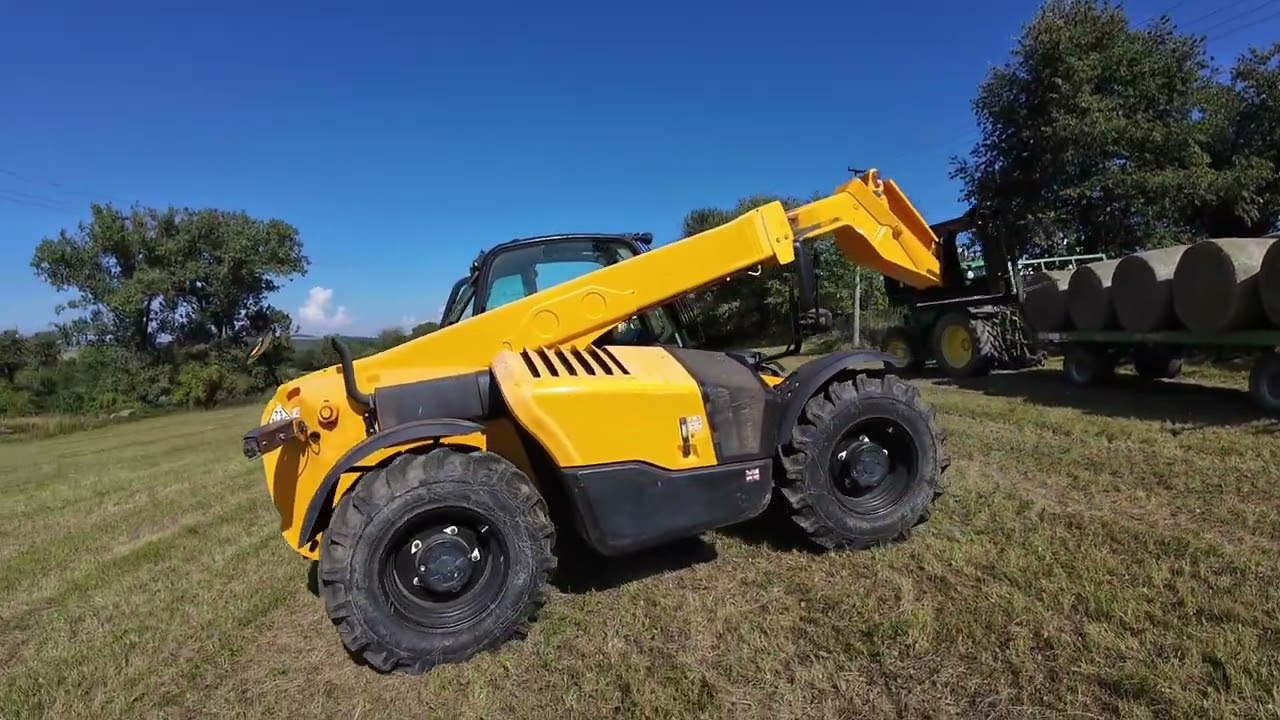 JCB & John Deere 7530 Sena 4/5.dil (svážení balíku 2024)