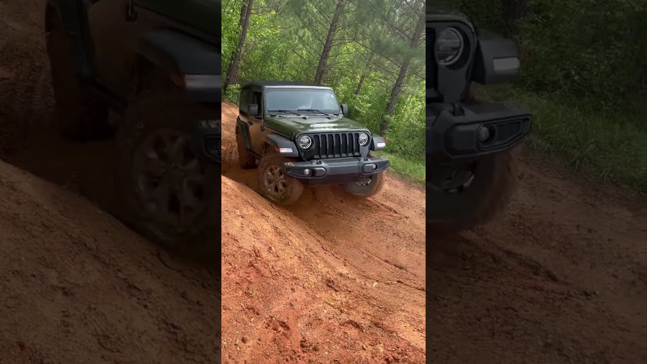 Jeep Wrangler 2021 Willys Limited Slip Differential in Action!